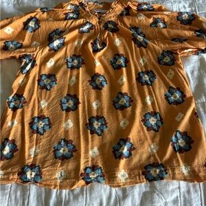 Women’s Sonoma Colorful short sleeve blouse. L Burnt Orange.